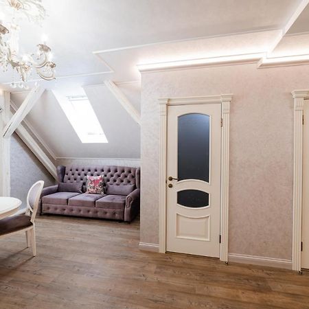 Vip Apartment On Duhnovicha Street .Free Parking. Užhorod Esterno foto