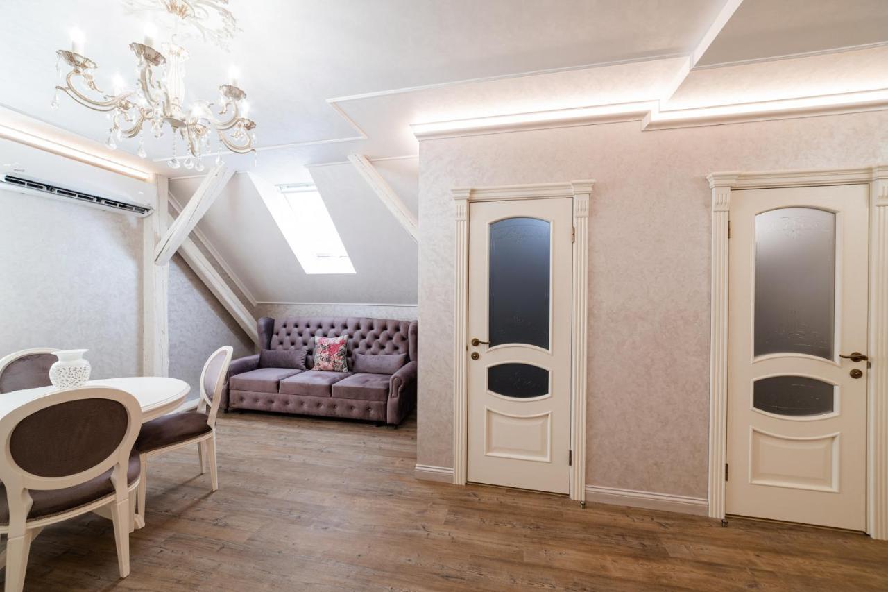 Vip Apartment On Duhnovicha Street .Free Parking. Užhorod Esterno foto